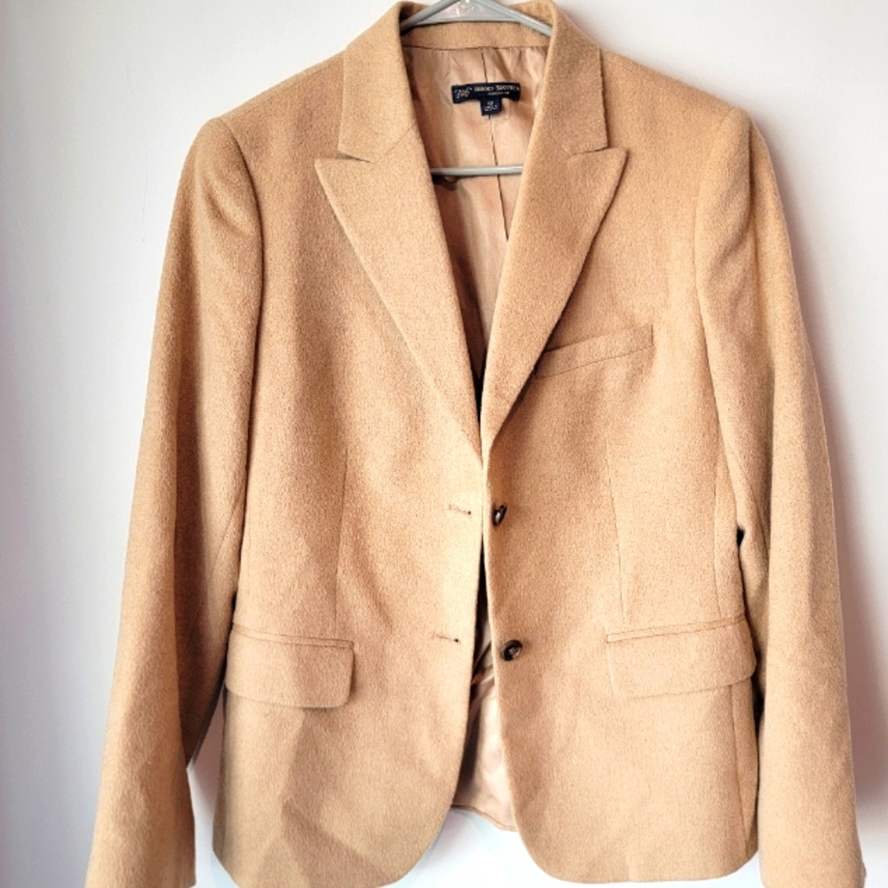 Women "346" Brook brothers Camelhair size 10 two buttons